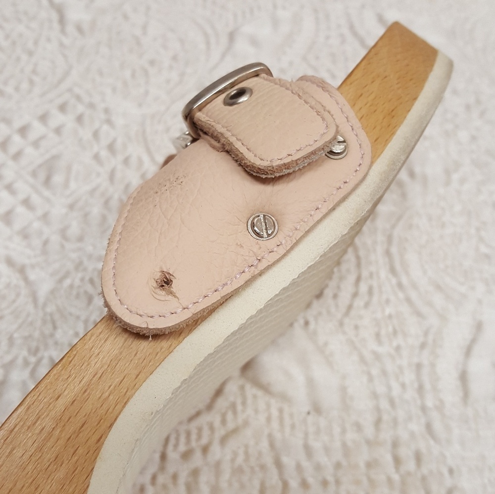 BURBERRY Sandals - Picture 8 of 8